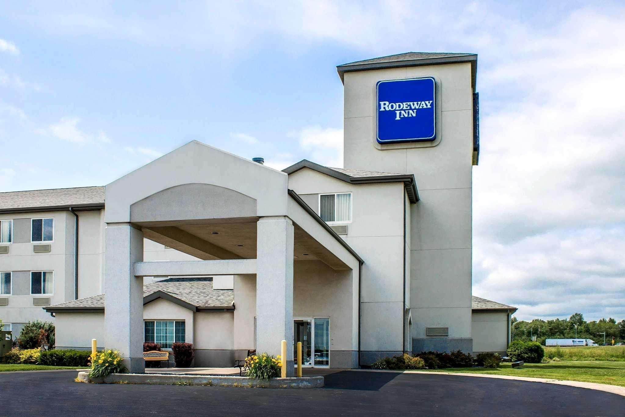 Rodeway Inn Abbotsford Exterior foto